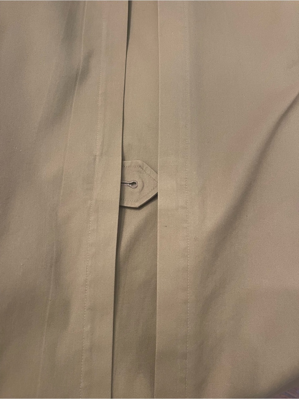 Burberry Khaki Double-Breasted Trench Coat with Waist Belt - Picture 15 of 16